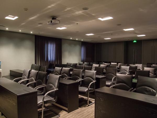 Jinjiang Inn Shanghai Hongqiao Hinge Qixin Road מראה חיצוני תמונה