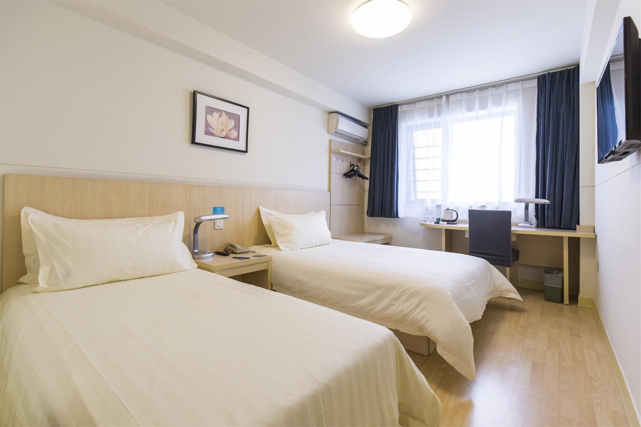 Jinjiang Inn Shanghai Hongqiao Hinge Qixin Road מראה חיצוני תמונה